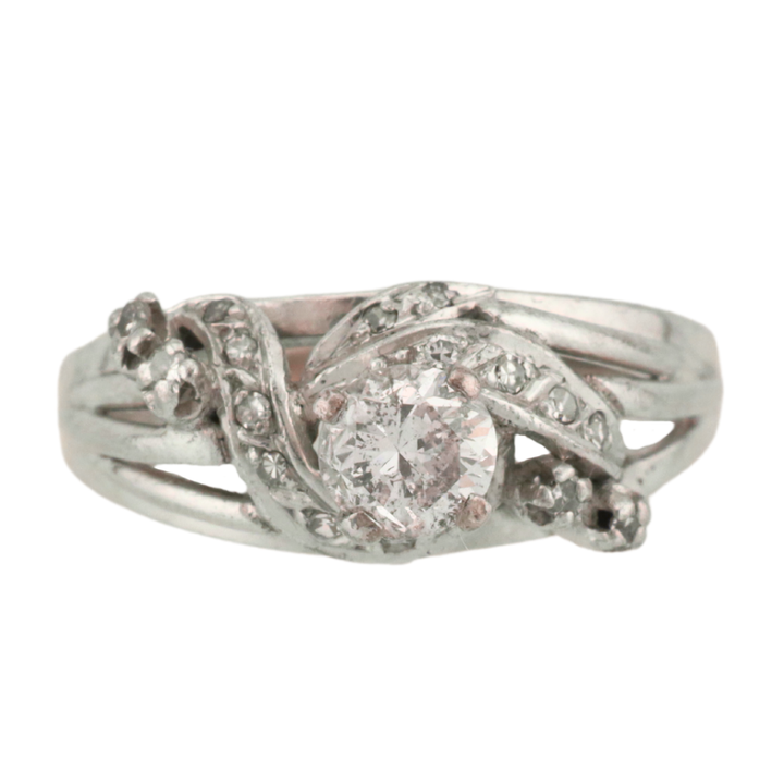 Anillo con diamantes