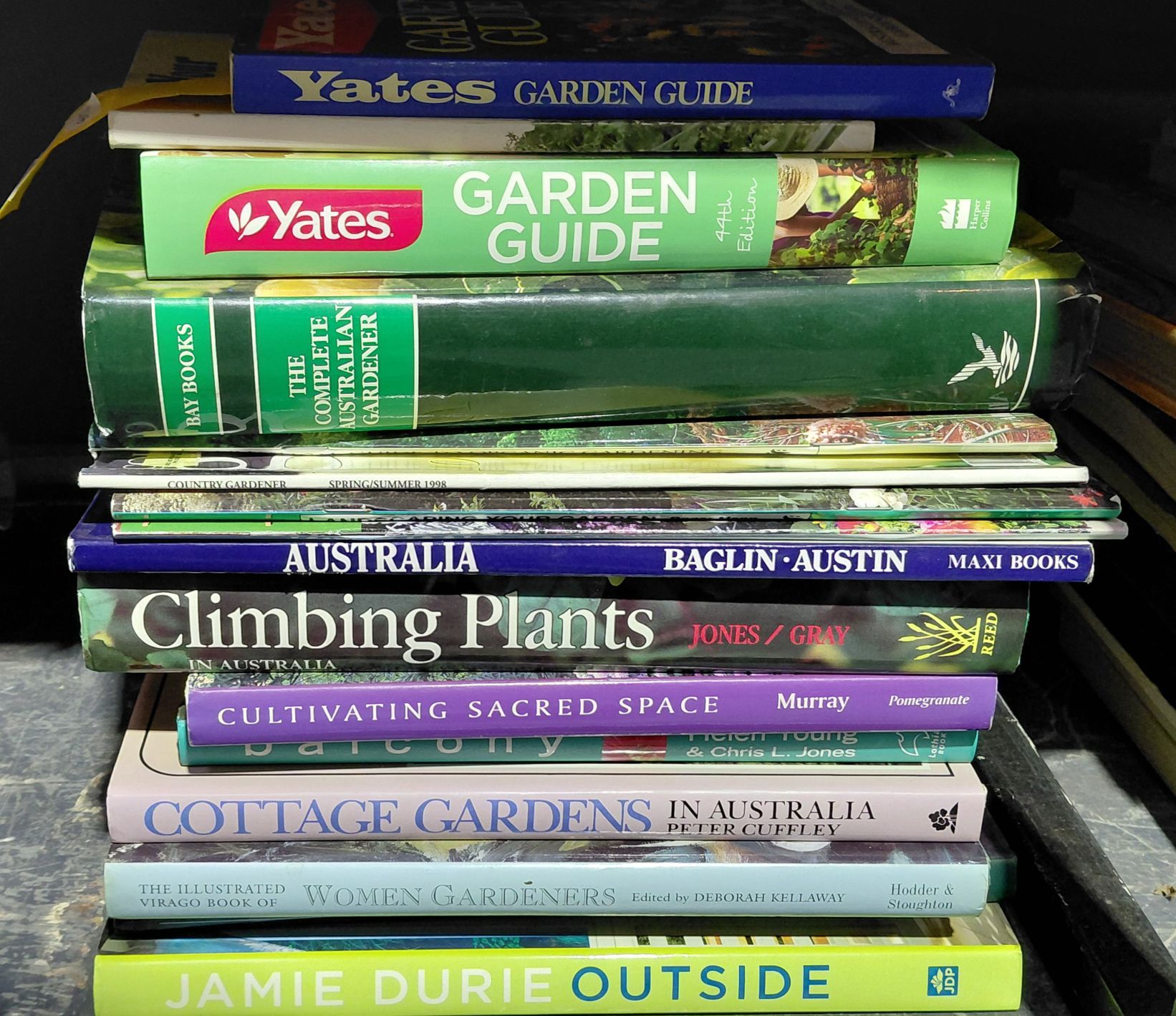 390 · GARDENING BOOKS
