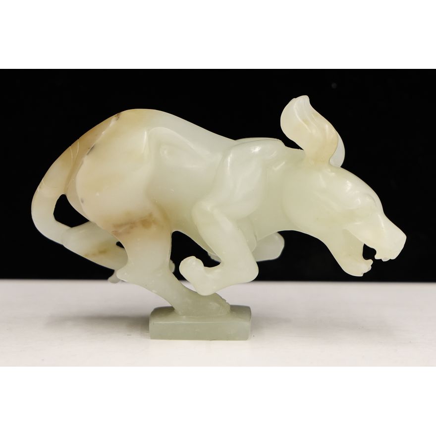 Chinese Jade Small Running Dog
