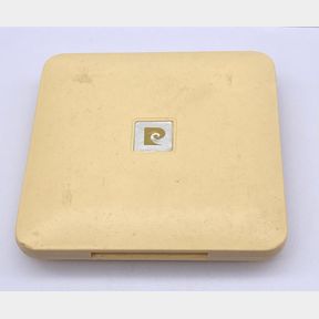 VINTAGE COLLECTABLE PIERRE CARDIN LIGHTER IN EXCELLENT CONDITION - 50692/280