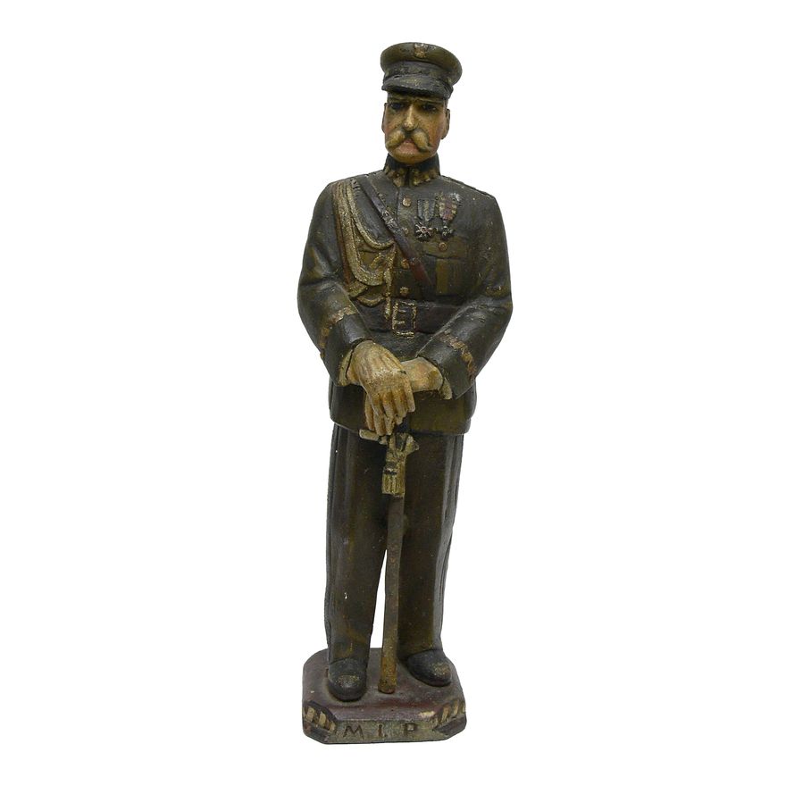 FIGURA MARSZAŁKA JÓZEFA PIŁSUDSKIEGO