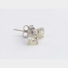 STUNNING PAIR OF WHITE GOLD EARRINGS SET WITH 2 DIAMONDS 1.024CTS COLOUR /CLARITY N and VS2 AND M and VS1