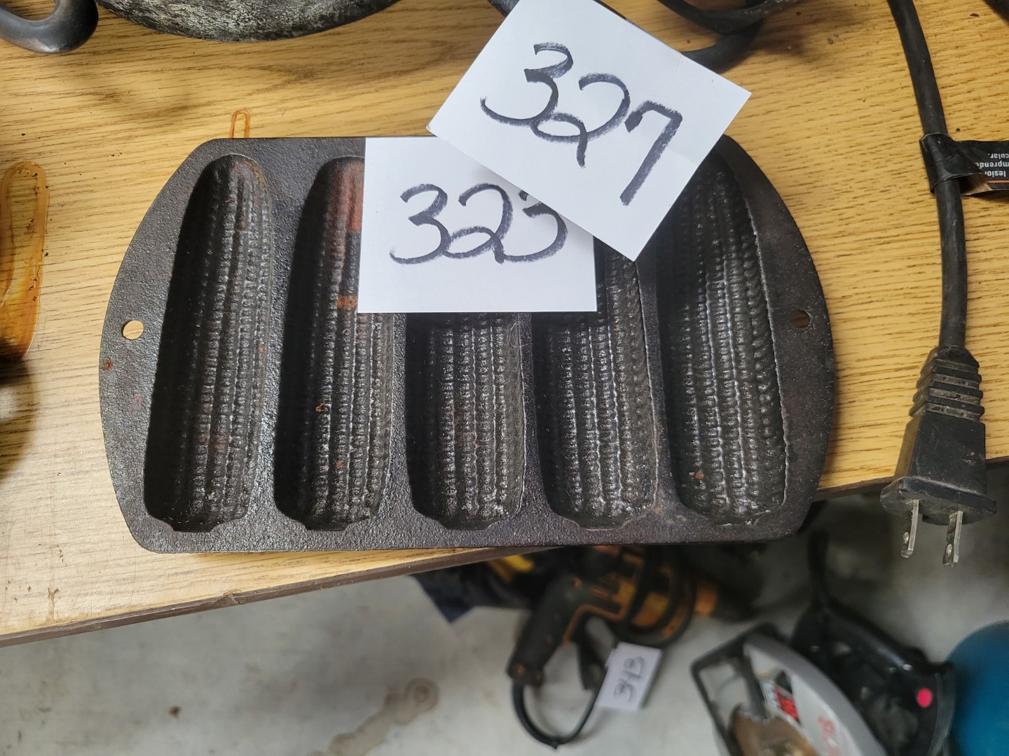 Small Lodge Cast Iron Cornbread Maker Midwest Auctions, LLC