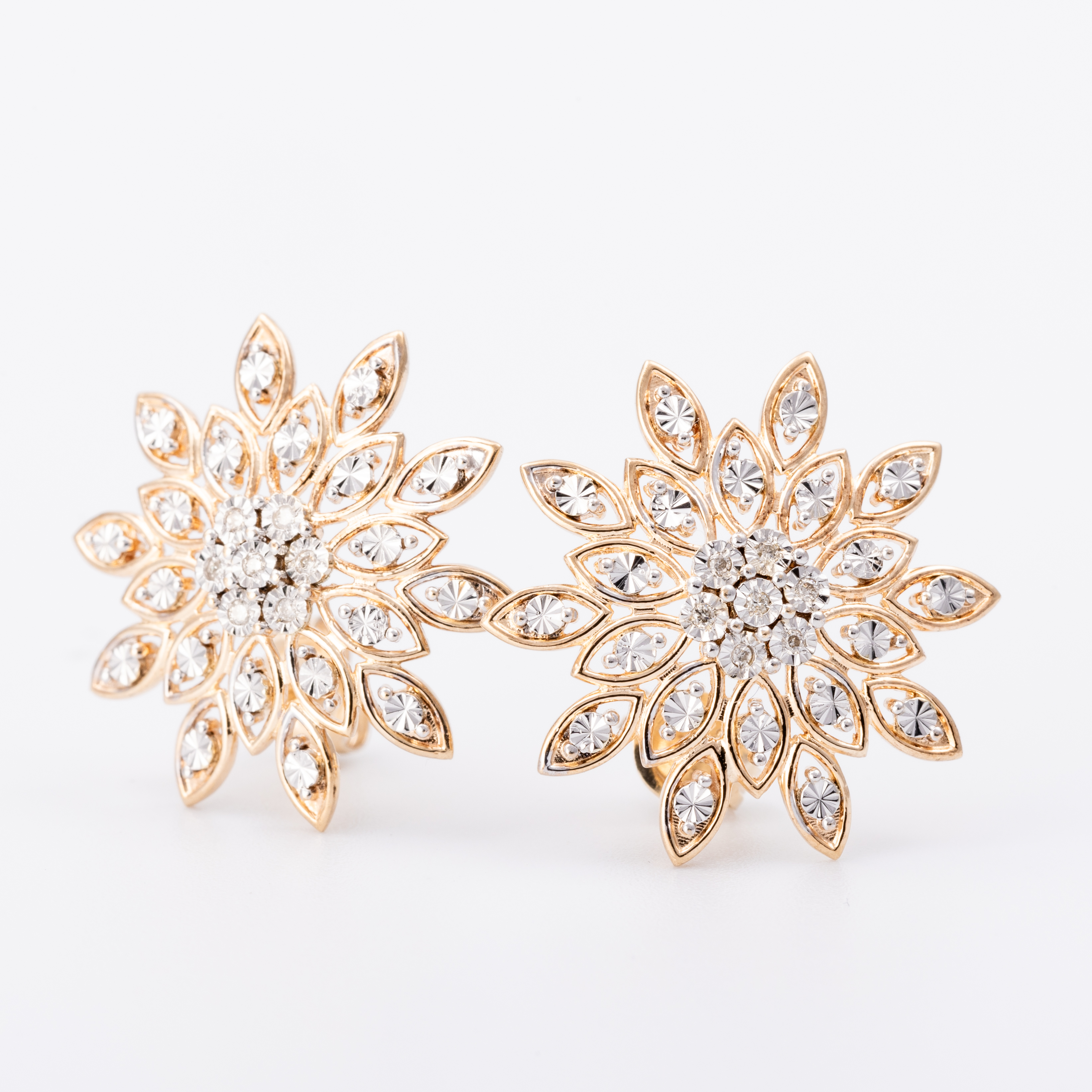 84 · Diamond Flower Cluster Stud Earrings 9ct Gold