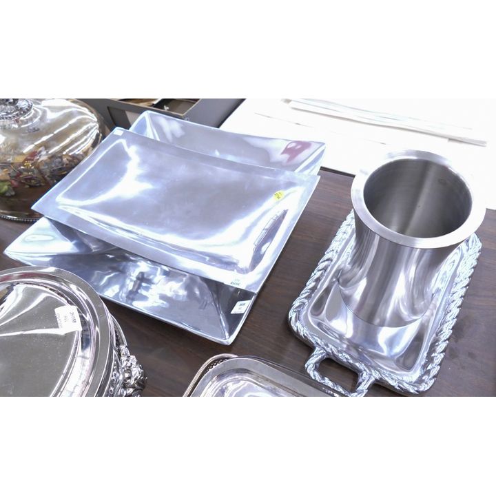 4pc Aluminum Bowls & Trays- largest 15''