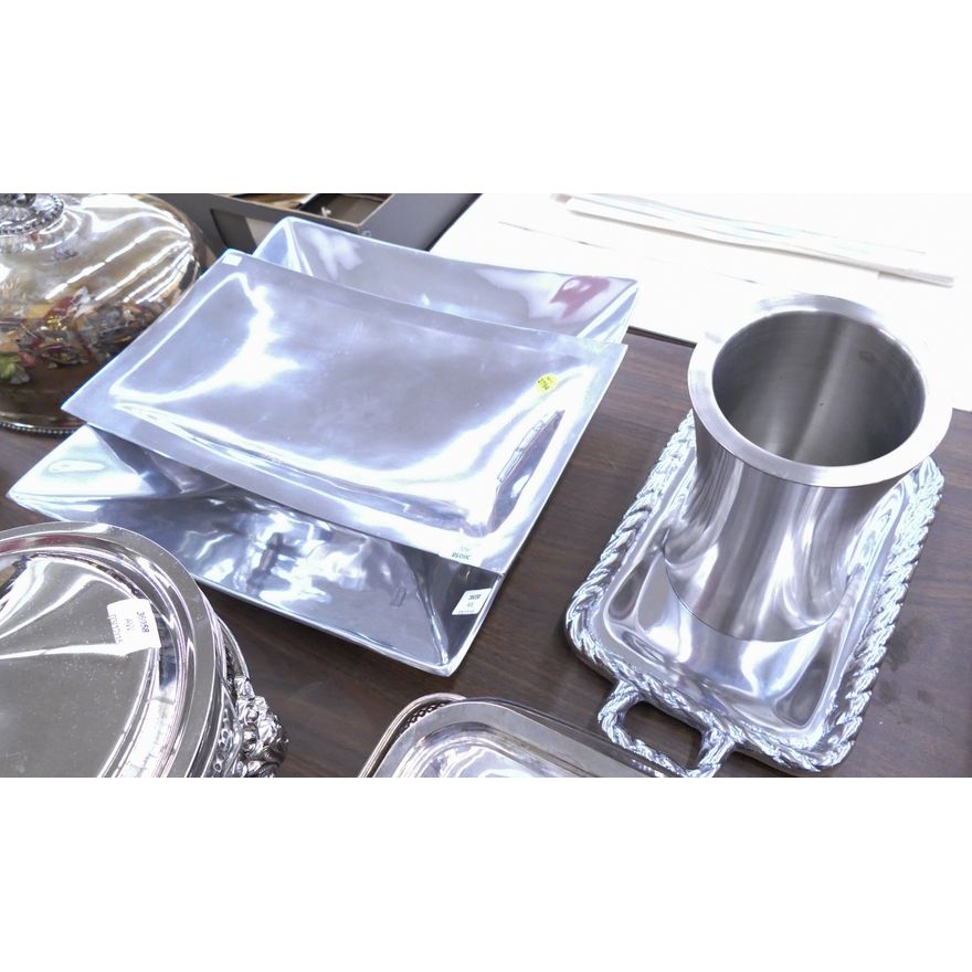 4pc Aluminum Bowls & Trays- largest 15''