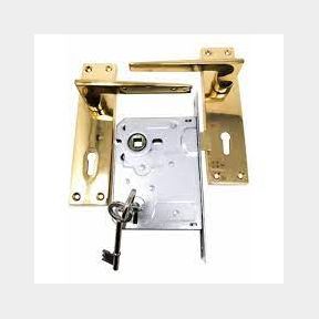 Solid Brass Lever Handle on Back Plate - With 2 Lever Sabs Approved Lock-51674/5 | TS B 0(A)Box 21