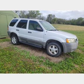UPDATED CONDITION! 2001 Ford Escape - Incl New headlights