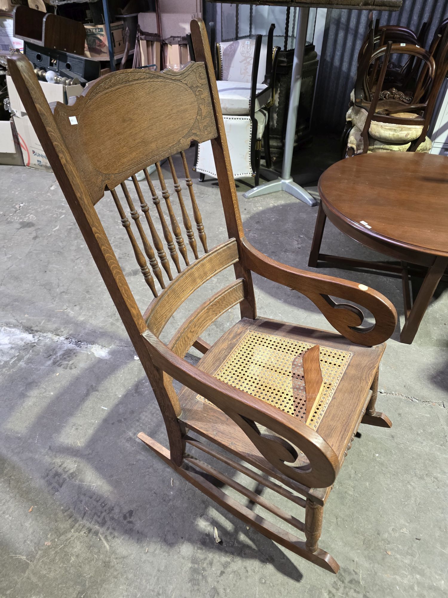 34 · OAK ROCKING CHAIR