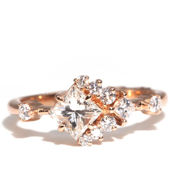 VVS1 Certified 0.68 Carat Diamond 18 Carat Gold Ring