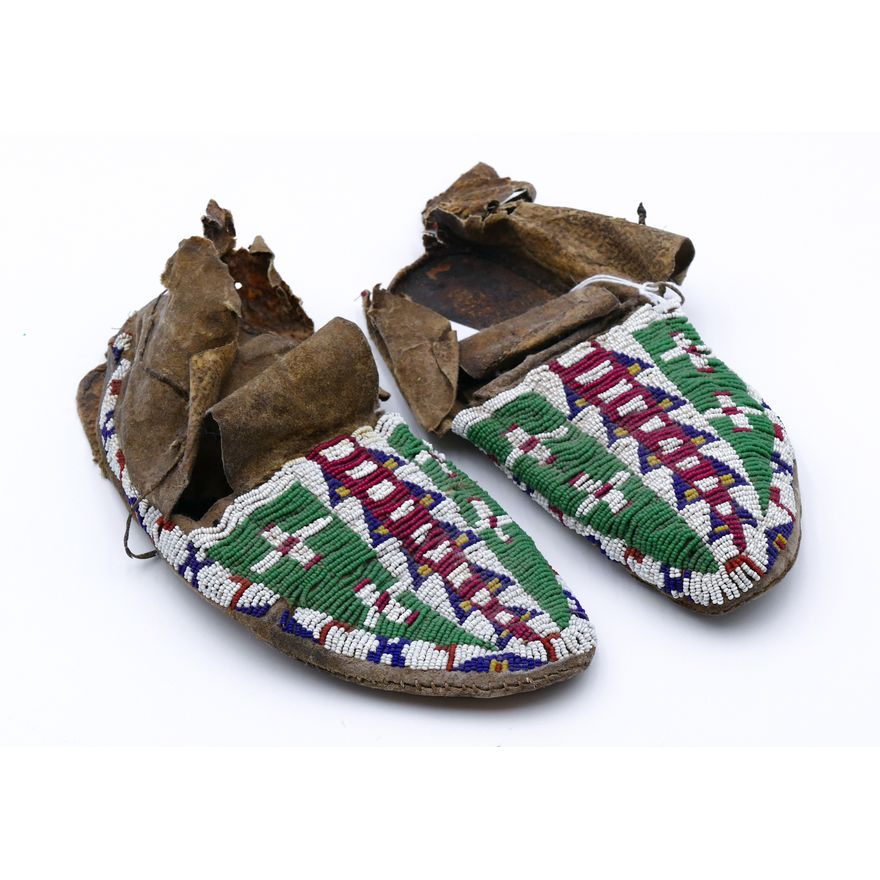 Pair Antique Plains Indian Beaded Moccasins