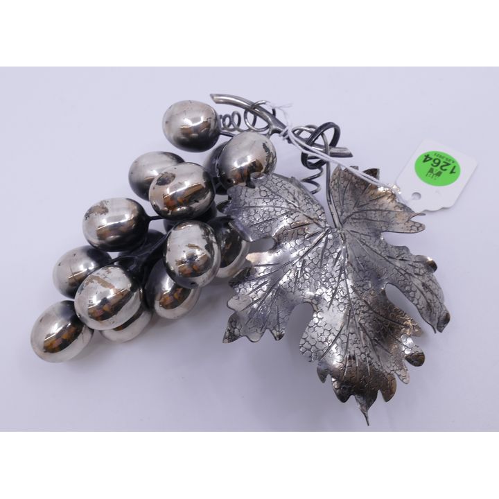Italian 800 Silver Table Grape Model- 182g- 5''