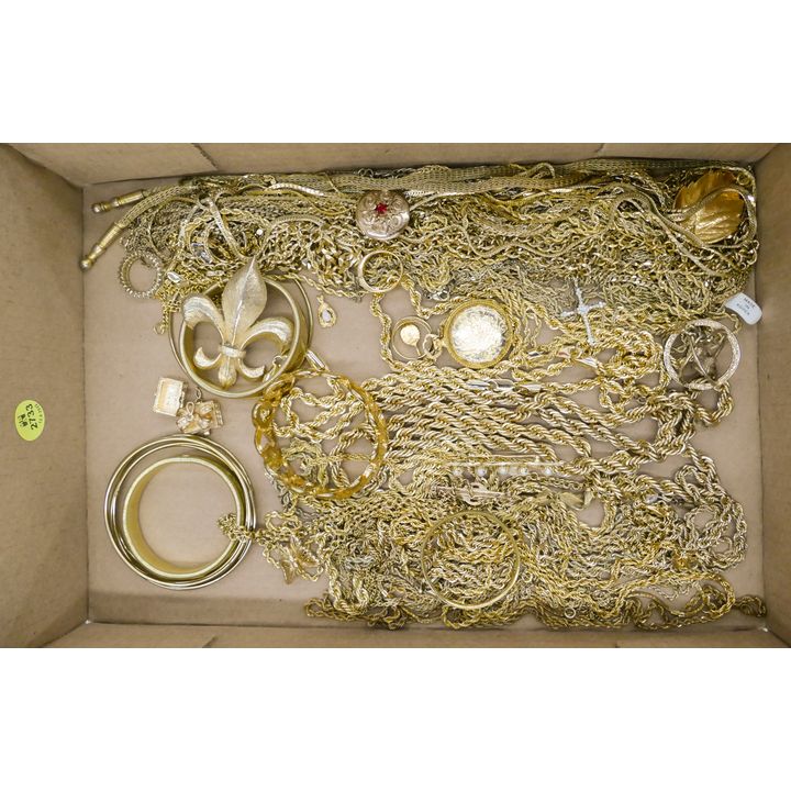 Box Old Gold Costume Necklaces