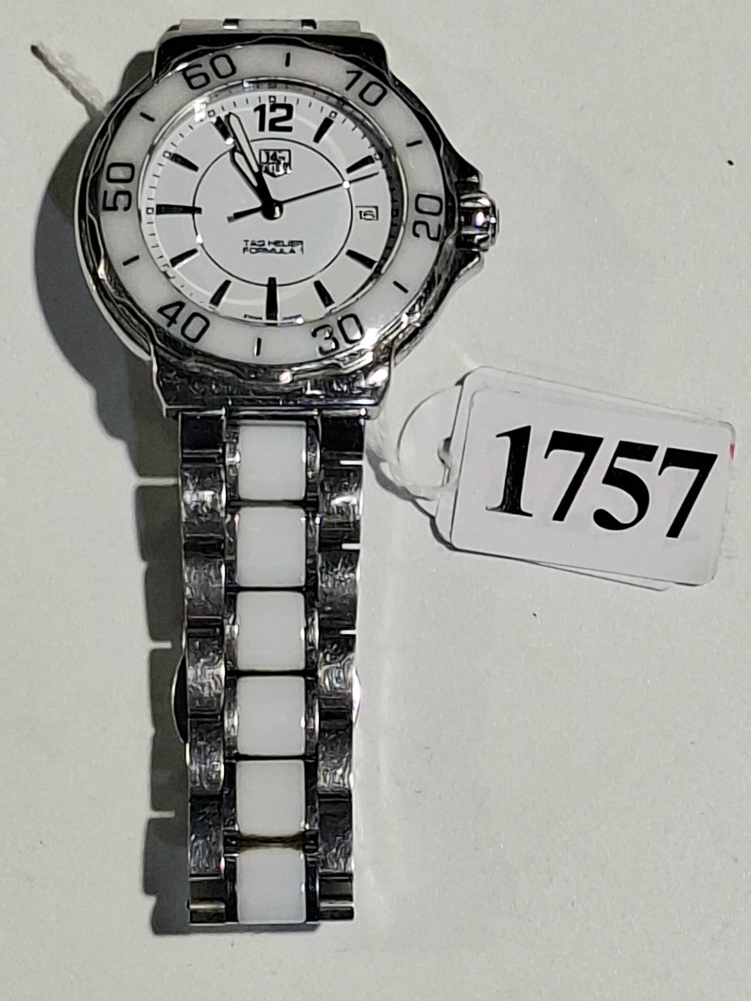 TAG FORMULA 1 REPRODUCTION WRIST WATCH