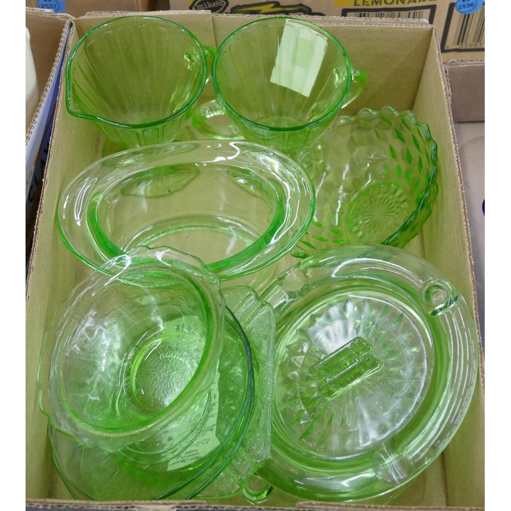 Box Vintage Green Glassware