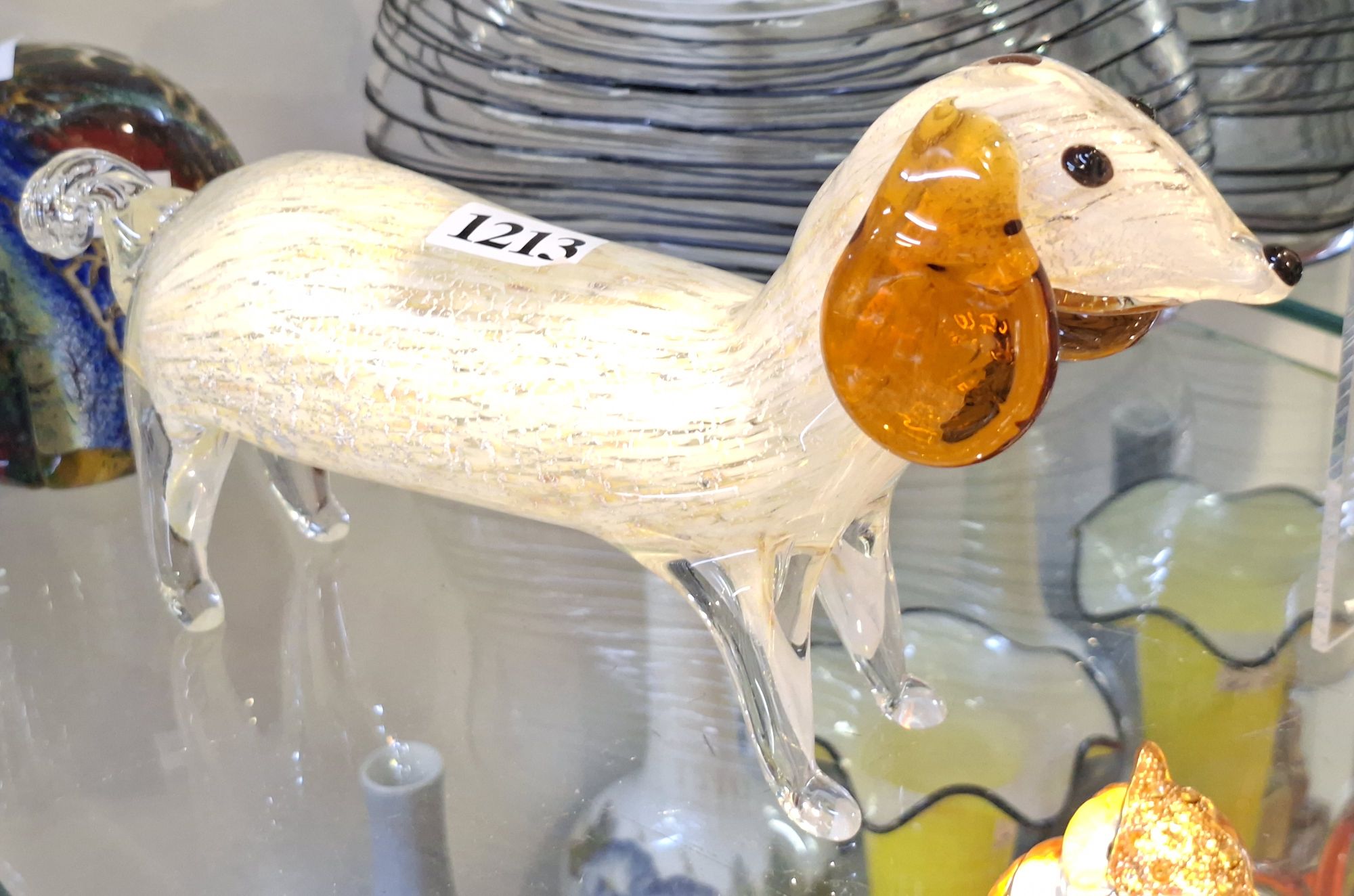 1213 · ART GLASS FIGURINE