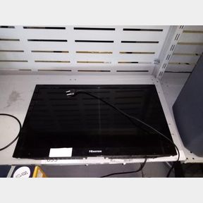 HISENSE 24 INCH CCTV SCREEN (NO POWER NO REMOTE )