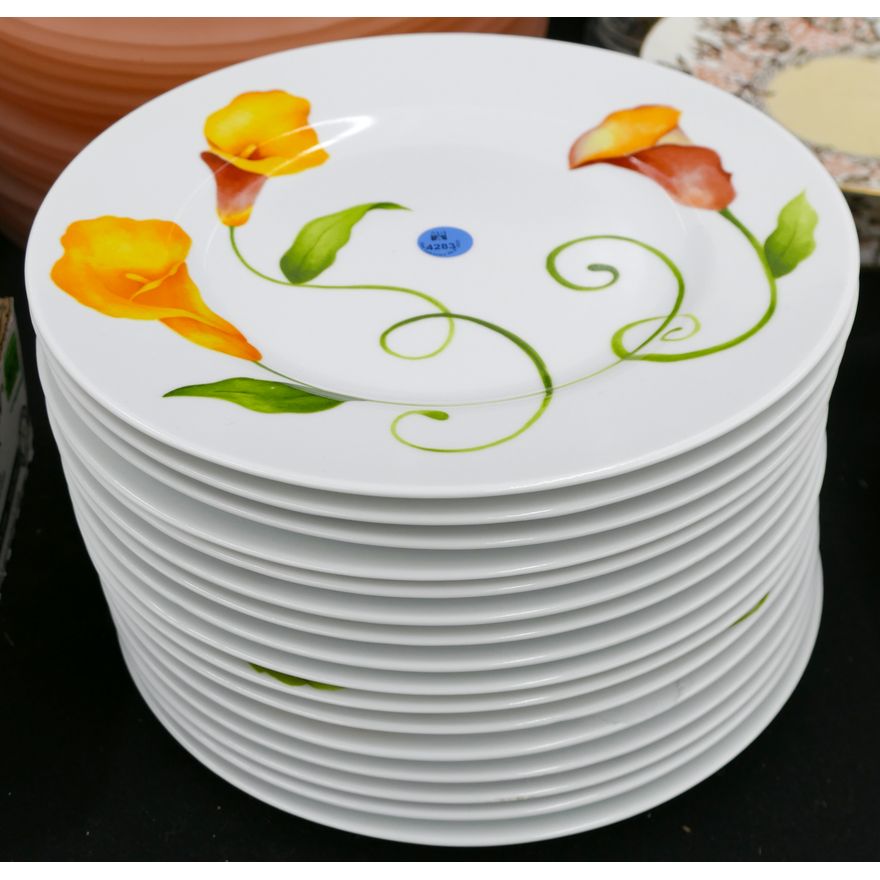 16pc Westbury Court ''Lyrical Blooms'' Plates 10.5'' - One Chipped