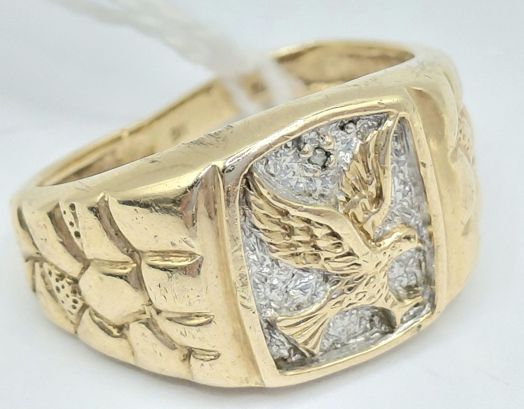 9ct Gold Gents Ring