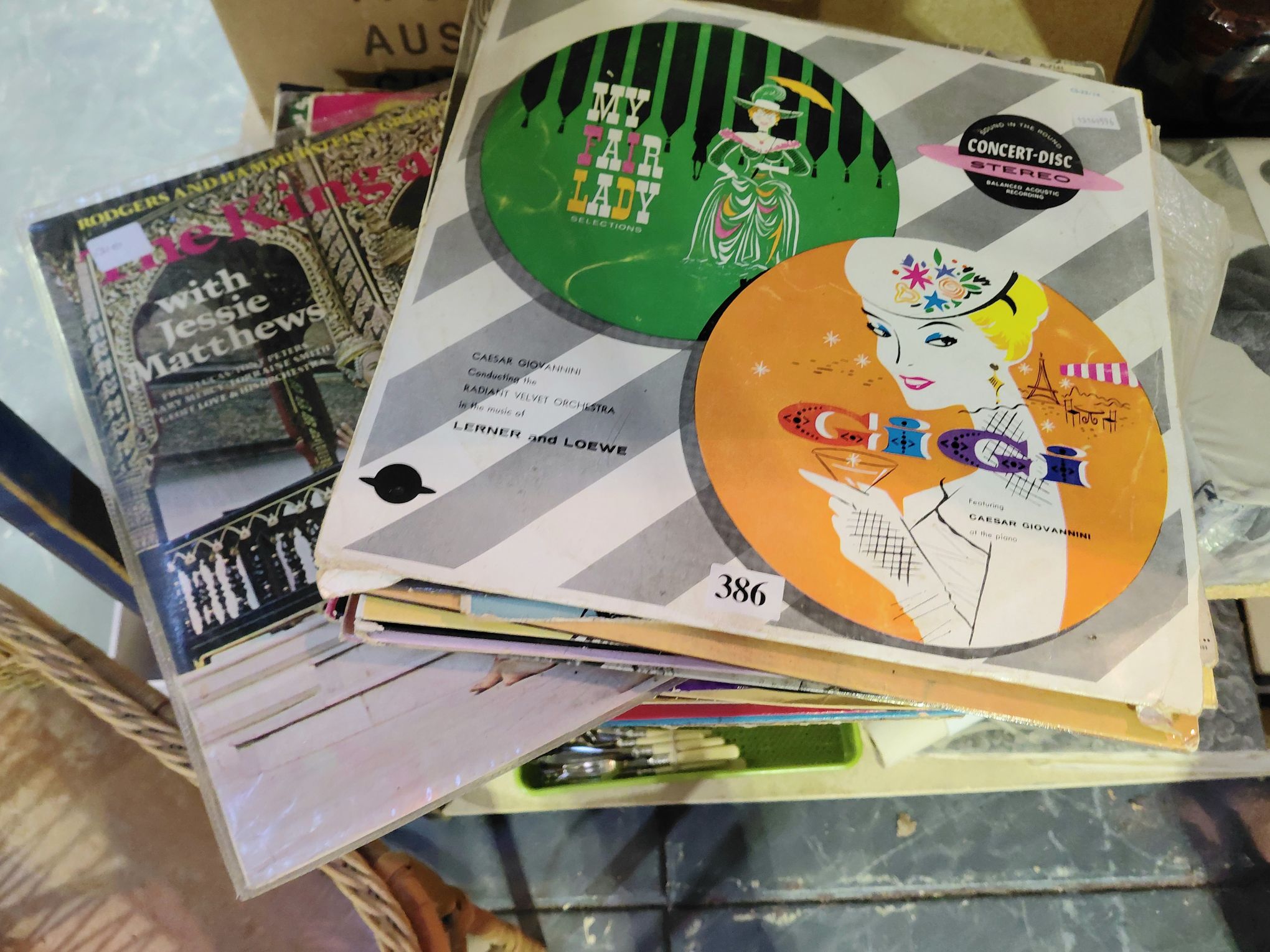 386 · VINYL RECORDS