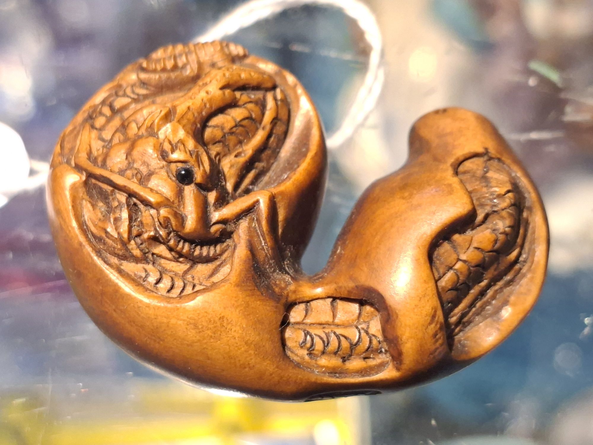 1273 · JAPANESE BOXWOOD NETSUKE