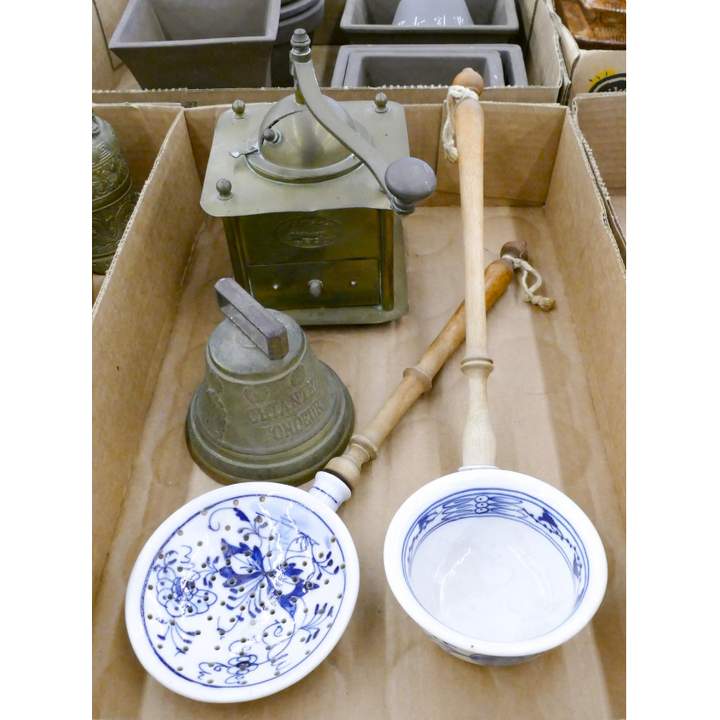 Box Old Coffee Grinder & Kitchenware