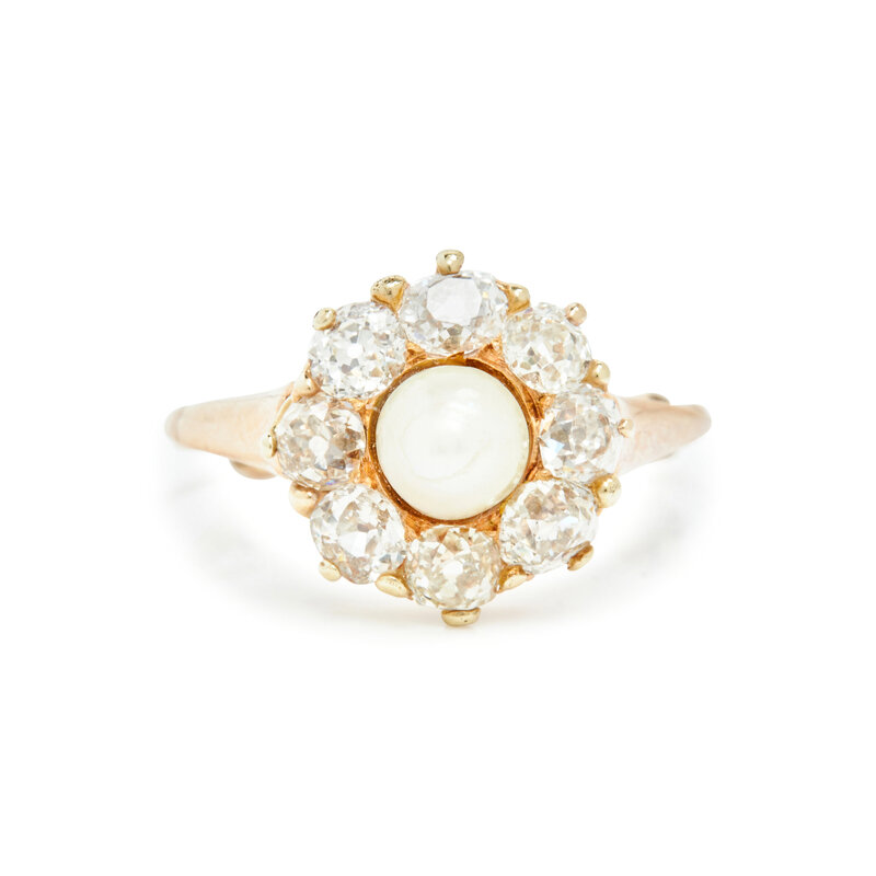 YELLOW GOLD, CULTURED PEARL AND DIAMOND RING