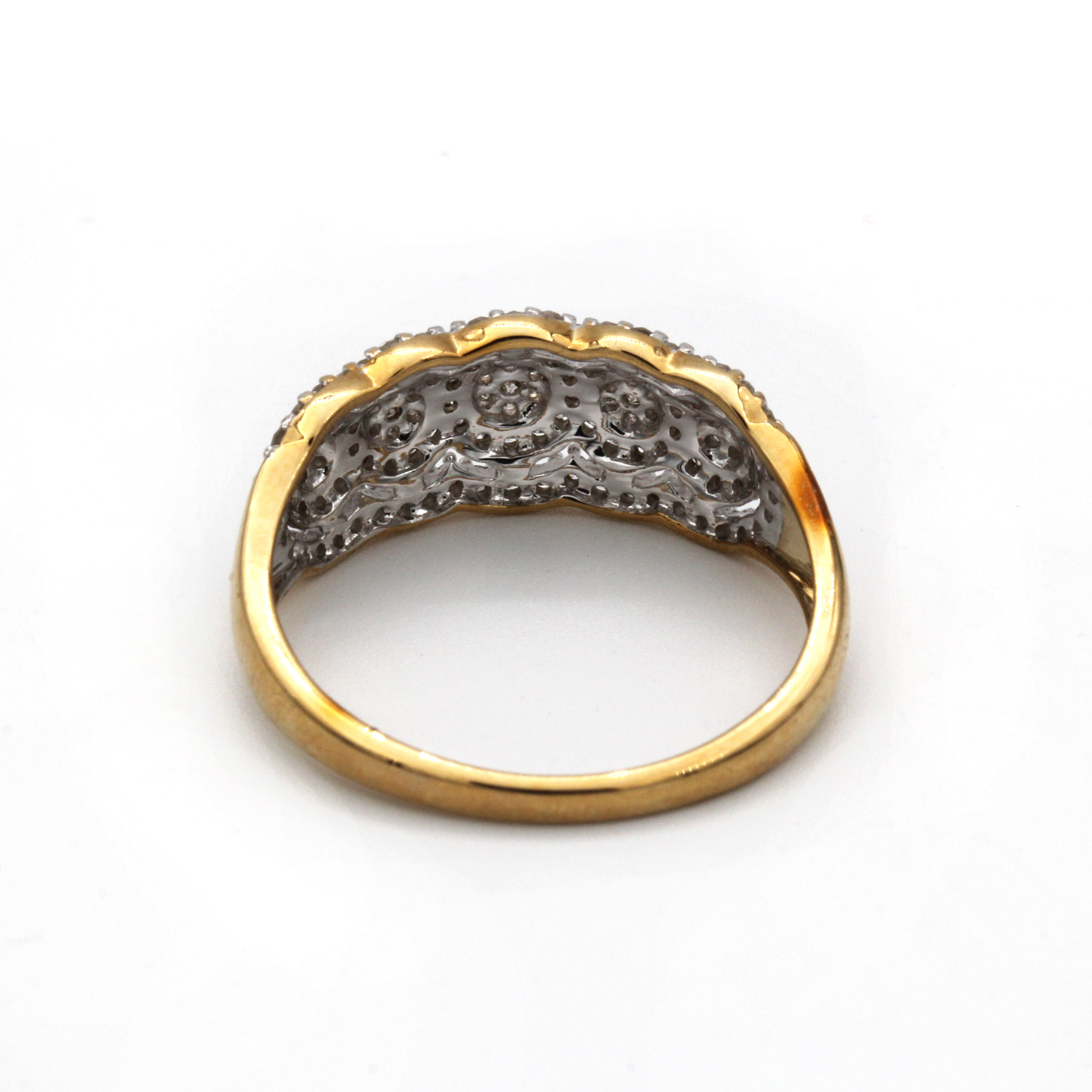 9ct Gold & Diamond Ring 2.52g