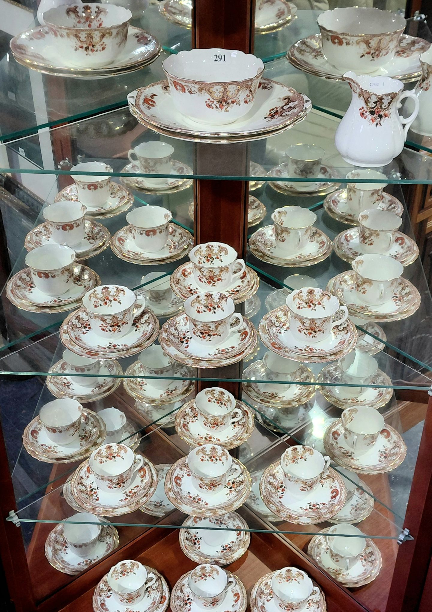 VICTORIAN ENGLISH CHINA DINNER SET