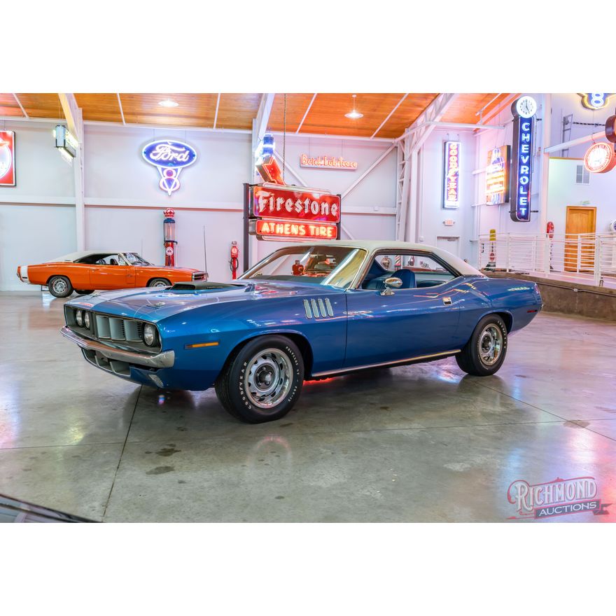 希少　１９７１　クーダ 1971 Plymouth HEMI 'Cuda | Richmond Auctions
