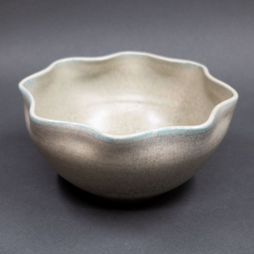 Graeme Storm - Frilled rim bowl