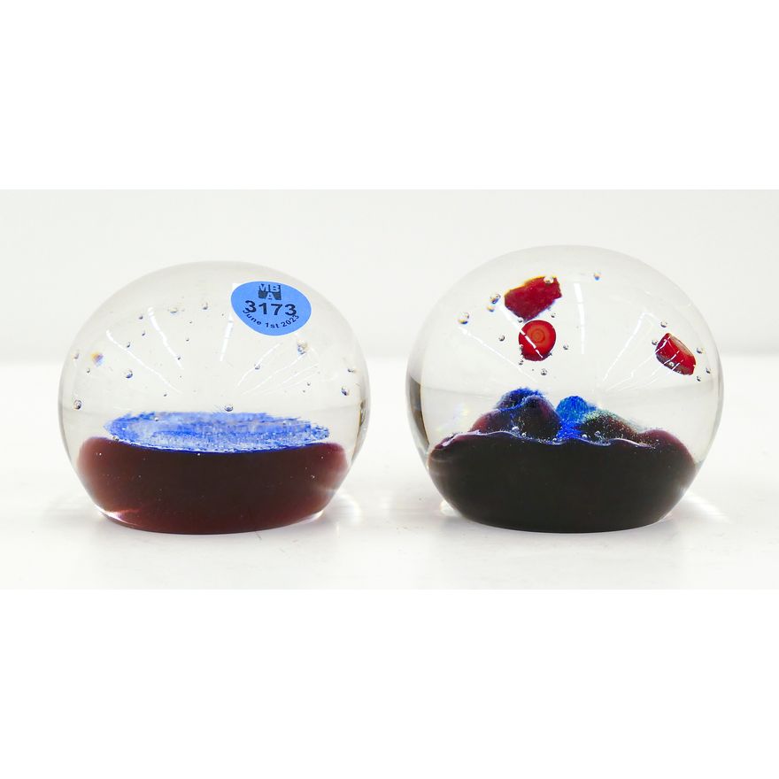 2pc Peter Holmes Studio Glass Paperweights 3''