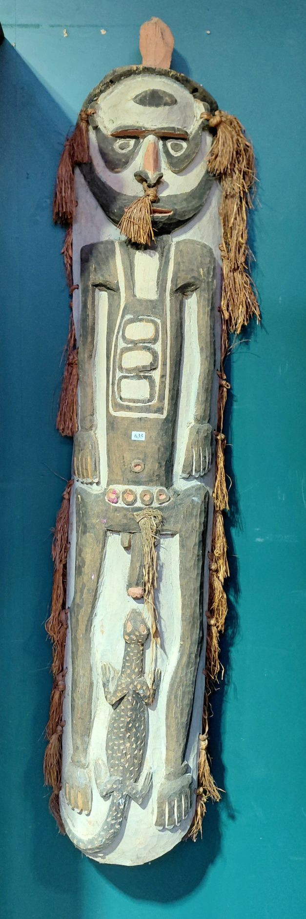 635 · PAPUA NEW GUINEA ANCESTOR SPIRIT BOARD