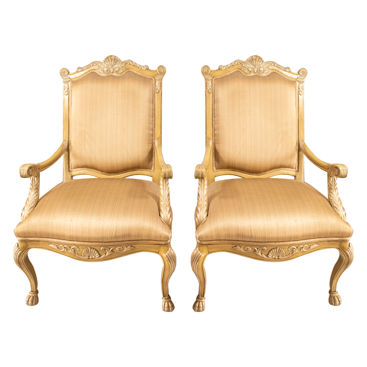 Par de sillones estilo Louis XV