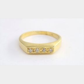 BOLD YELLOW GOLD RING WITH FOR SPARKLING DIAMONDS 2.7G - 50692/293