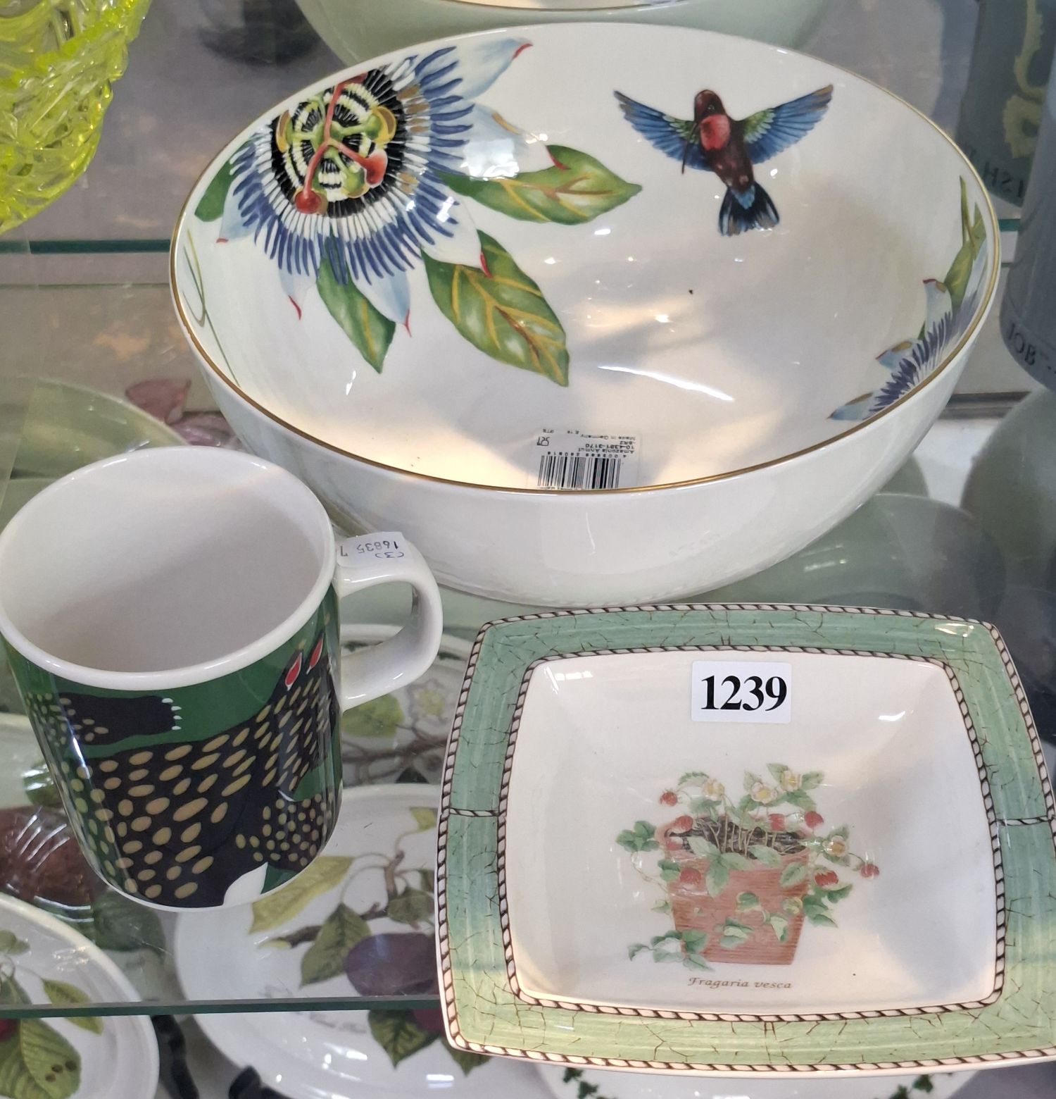 1239 · MODERN TABLEWARE