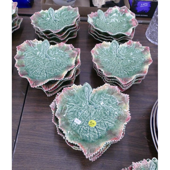 20pc Bordalo Pinheiro Portuguese Majolica Leaf Dishes- 7''