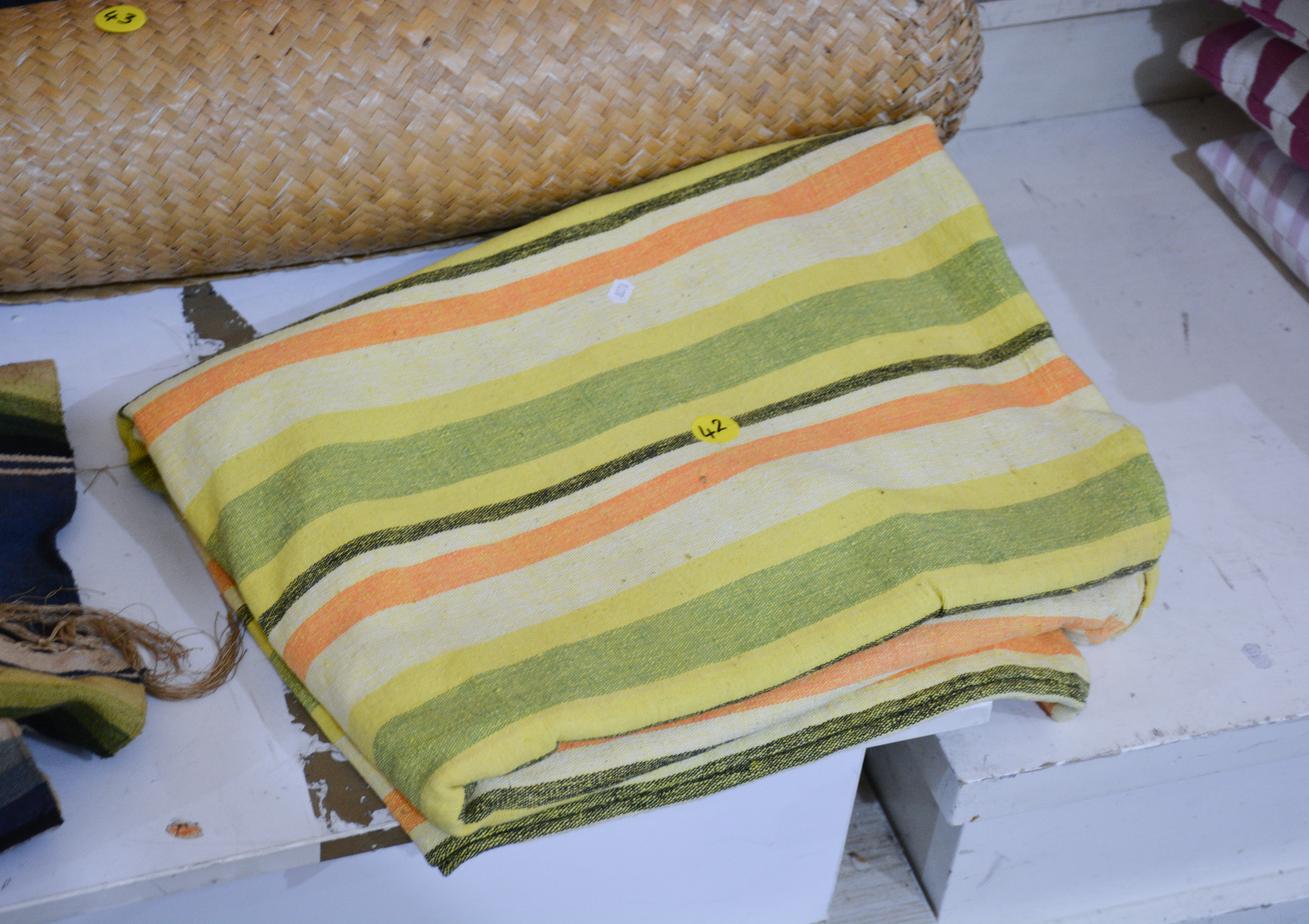 Yellow Throw (pure cotton) — NZ auction result