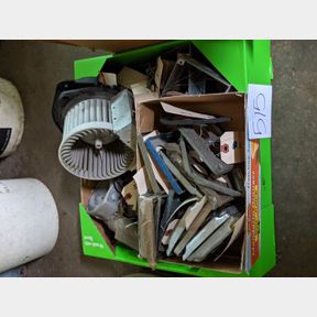 Several boxes of electric housing boxes, metal