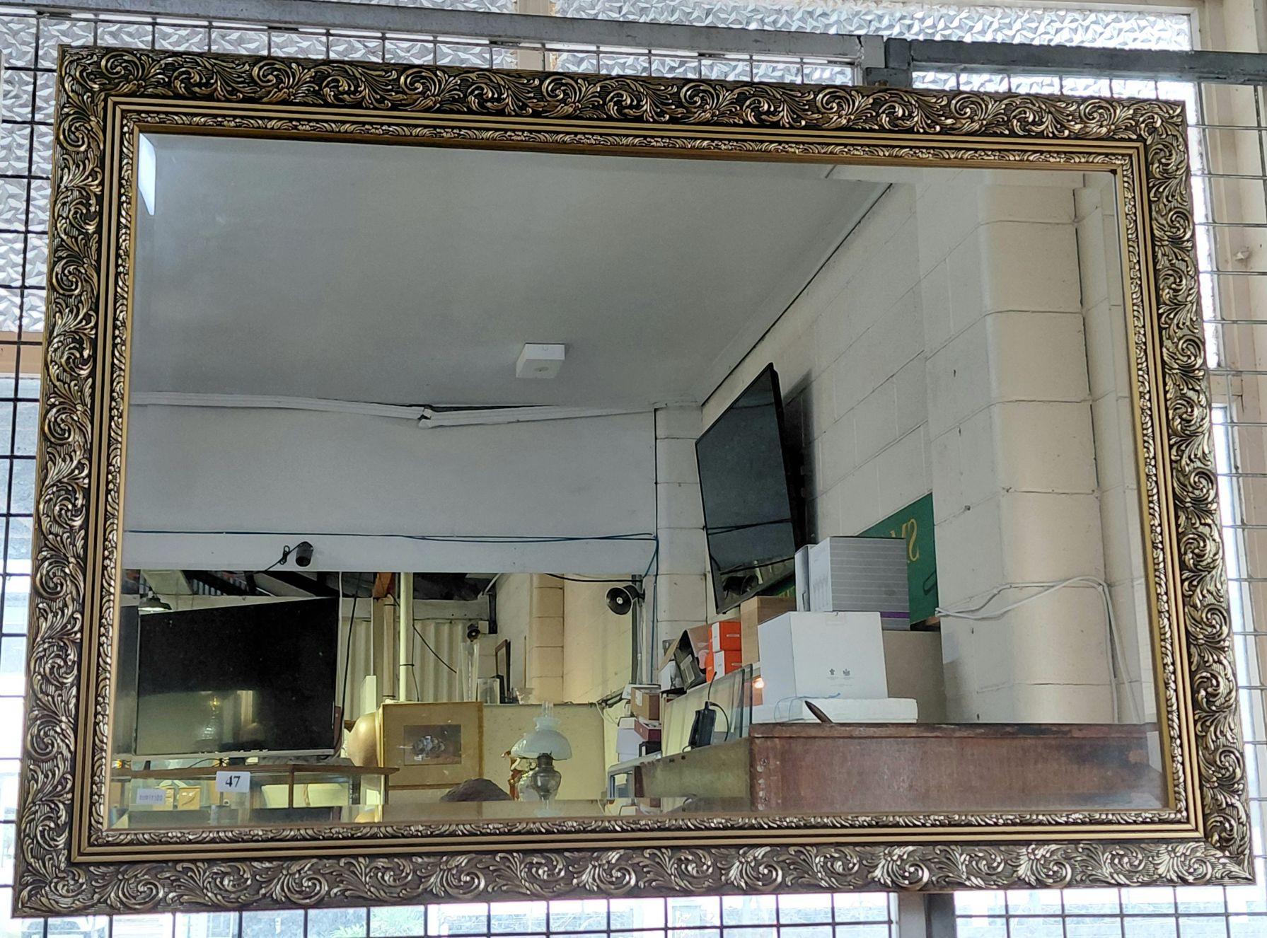 47 · WALL MIRROR