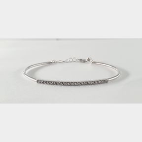 18CTWHITE GOLD BANGLE WITH 21 DIAMONDS TOTAL 0.280CT COLOUR IJ CLARITY VS/SI - 51929/3546