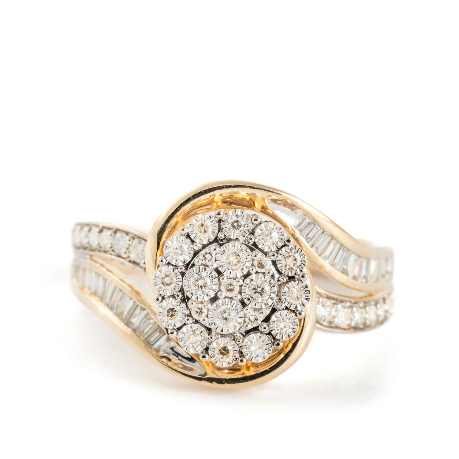 175 · Diamond 9ct Gold Ring