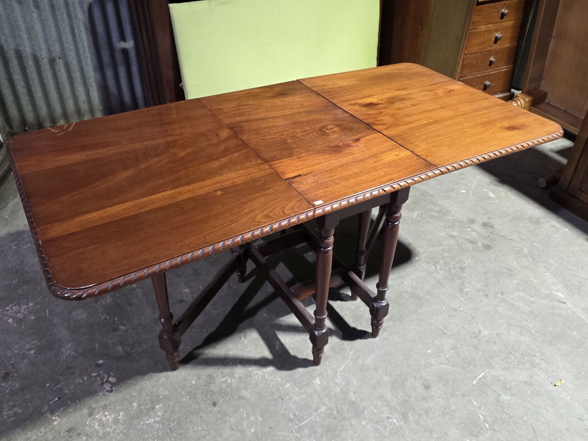 7 · DROPSIDE TABLE