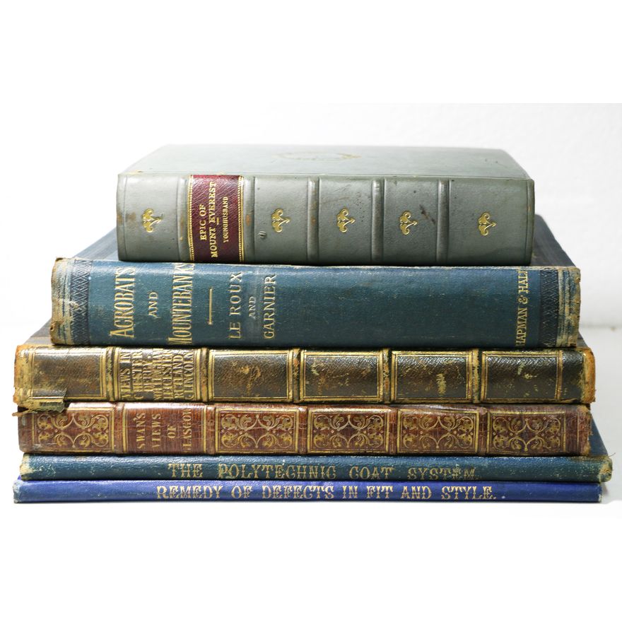 ANTIQUARIAN BOOKS  -  [6 titles]