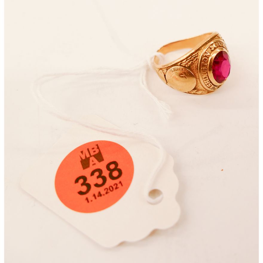 University of Washington 10K Gold Ring- 8.2g