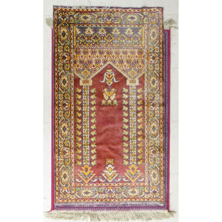 2pc Vintage Machine Made Rug Mats 2'x3'6'' Approx.