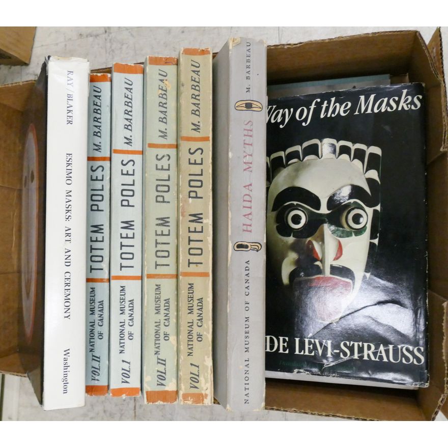 Box Vintage NW Coast Totem Books