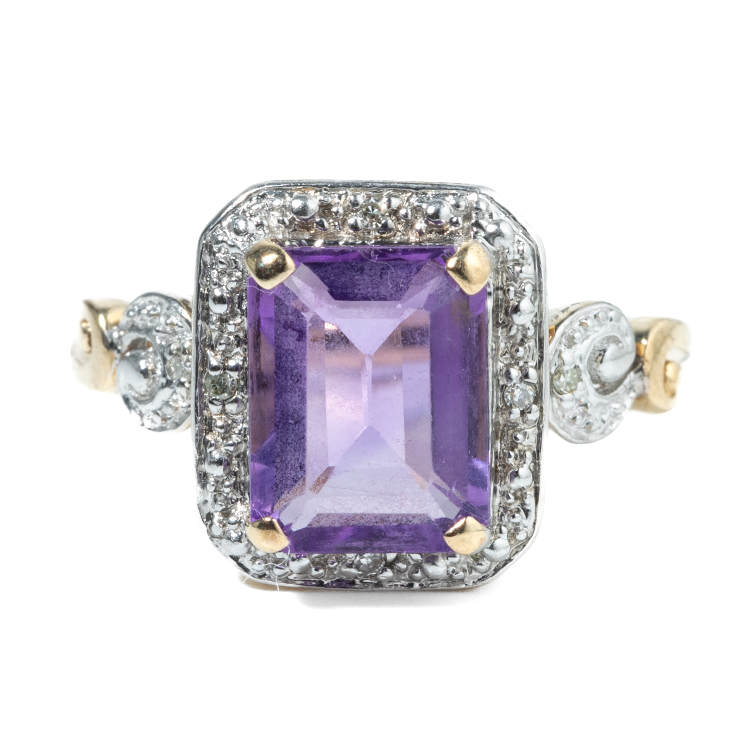 197 · Amethyst & Diamond 9ct Gold Ring,
