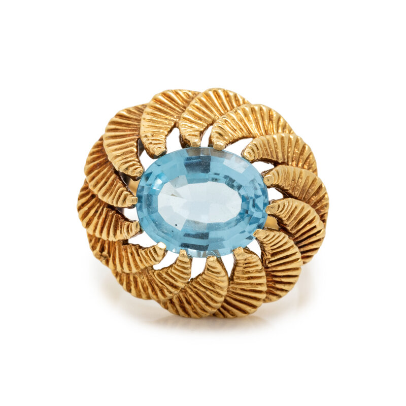 YELLOW GOLD AND BLUE TOPAZ RING