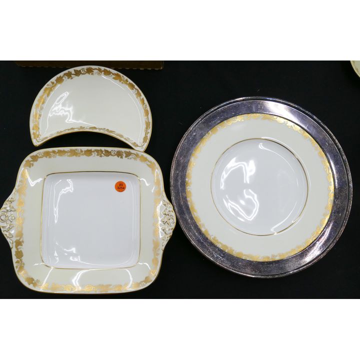 3pc Wedgwood Whitehall (Cream) Bone China Serving Plates- 8.5" to 12.5"